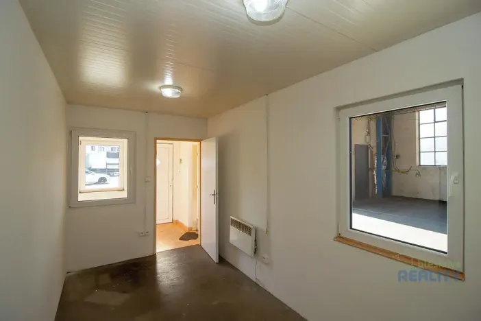 Pronájem výrobních prostor, Brandýs nad Labem-Stará Boleslav, 424 m2