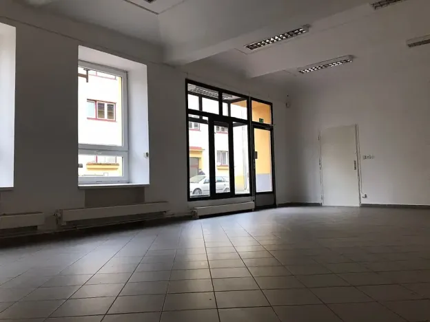 Pronájem obchodního prostoru, Pelhřimov, Nádražní, 77 m2