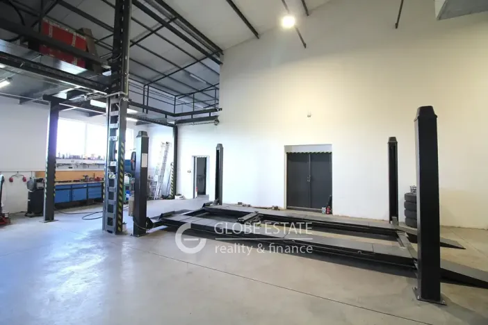 Pronájem výrobních prostor, Záryby, 1000 m2