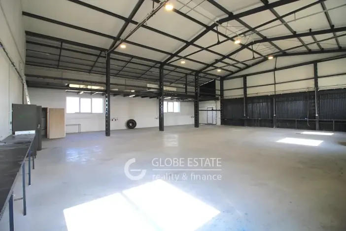 Pronájem výrobních prostor, Záryby, 1000 m2