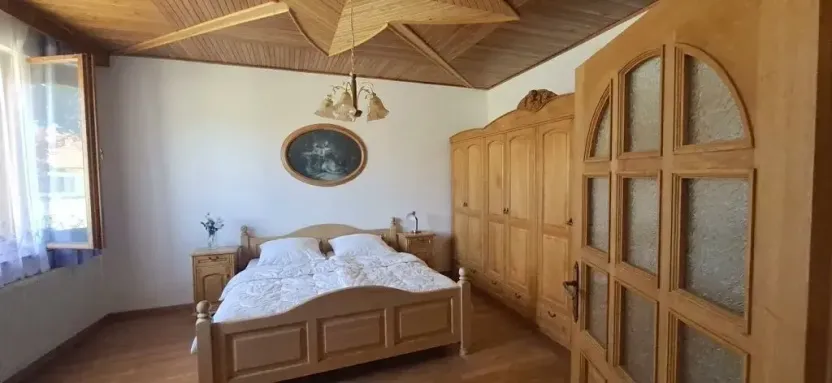 Prodej rodinného domu, Ivaň, 350 m2