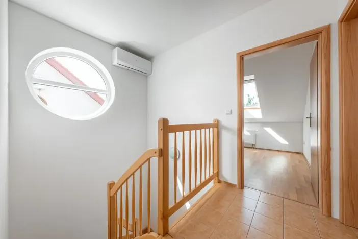 Pronájem rodinného domu, Pardubice - Svítkov, Laty Brandisové, 146 m2