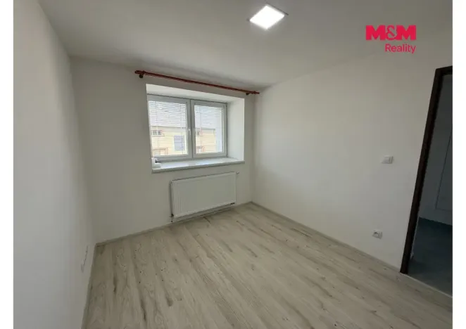 Pronájem bytu 2+kk, Velký Týnec, Masarykova, 43 m2