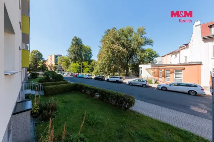 Prodej bytu 3+1, Chodov, Dukelských hrdinů, 81 m2