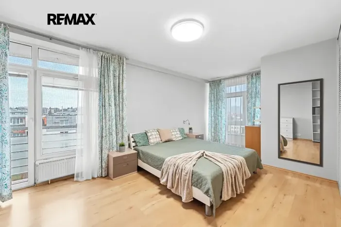 Pronájem bytu 3+kk, Praha - Strašnice, Vinohradská, 96 m2