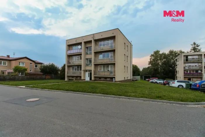 Pronájem bytu 2+1, Holasovice - Loděnice, 45 m2
