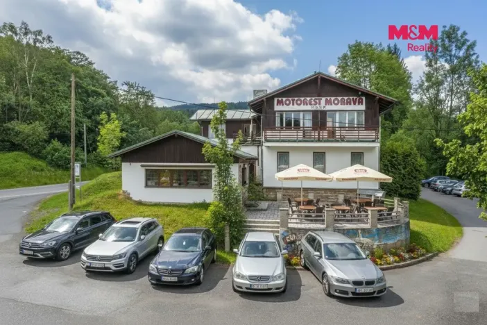 Prodej komerční nemovitosti, Plavy, 500 m2