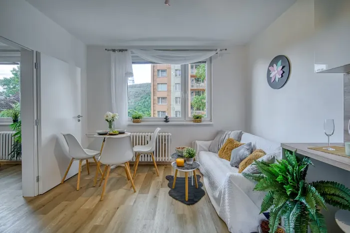 Pronájem bytu 1+1, Děčín - Děčín IX-Bynov, Nálepkova, 35 m2