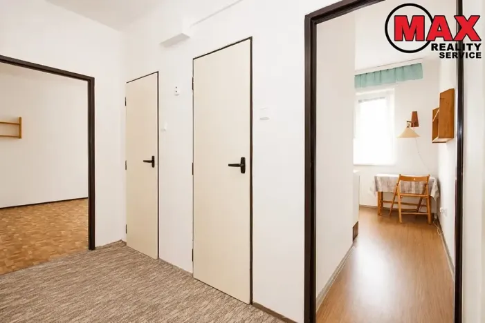 Pronájem bytu 2+1, Praha - Malešice, Lipecká, 52 m2