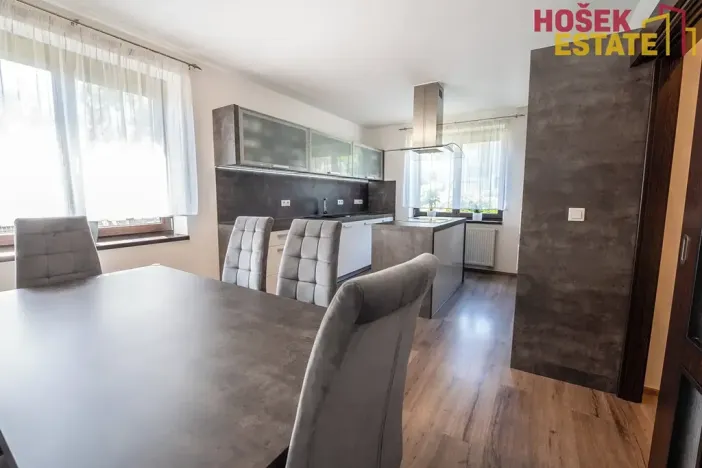 Prodej rodinného domu, Hodějice, 162 m2