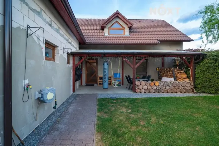 Prodej rodinného domu, Lásenice, 130 m2