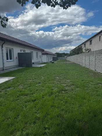 Pronájem bytu 2+kk, Plaňany, 67 m2