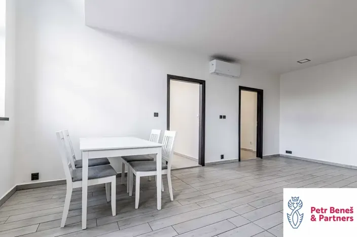 Prodej bytu 3+kk, Nové Strašecí, Dukelská, 69 m2