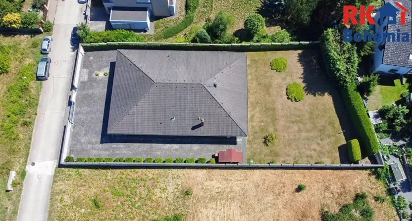 Prodej rodinného domu, Šestajovice, U Pole, 266 m2