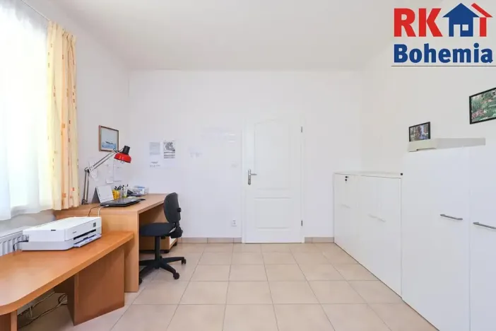 Prodej rodinného domu, Šestajovice, U Pole, 266 m2