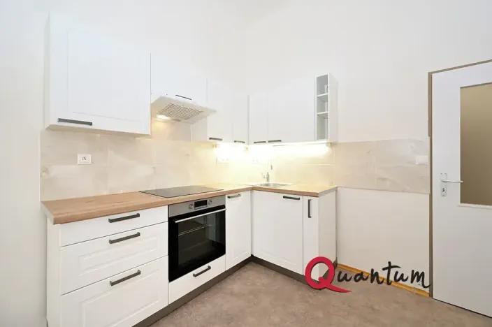Pronájem bytu 2+kk, Praha - Žižkov, Bořivojova, 50 m2