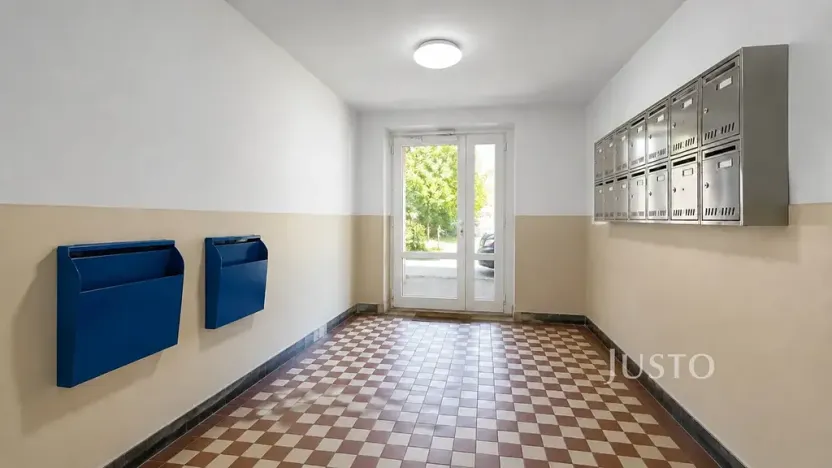 Prodej bytu 2+1, Praha - Kobylisy, Šimůnkova, 46 m2