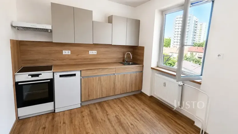 Pronájem bytu 2+1, Písek, Šafaříkova, 53 m2