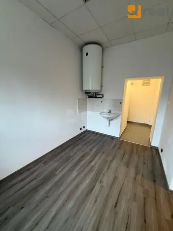 Pronájem obchodního prostoru, Liberec, Hanychovská, 47 m2