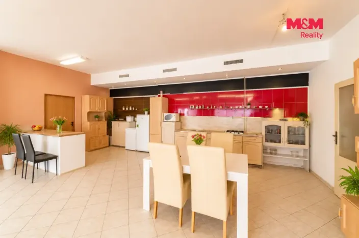 Prodej rodinného domu, Kraslice, Dukelská, 650 m2