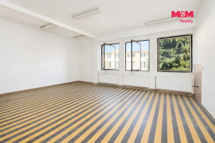Prodej obchodního prostoru, Rumburk - Rumburk 1, Jiráskova, 470 m2