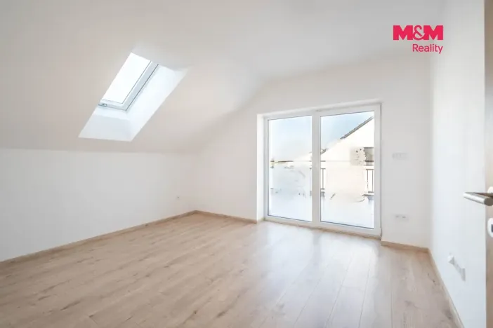 Pronájem rodinného domu, Poděbrady - Poděbrady V, Vrchlického, 199 m2