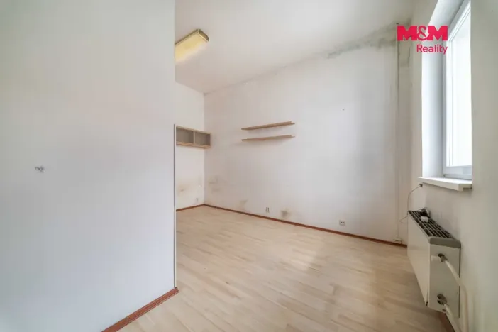 Prodej bytu 1+kk, Plzeň - Doubravka, Školní, 20 m2