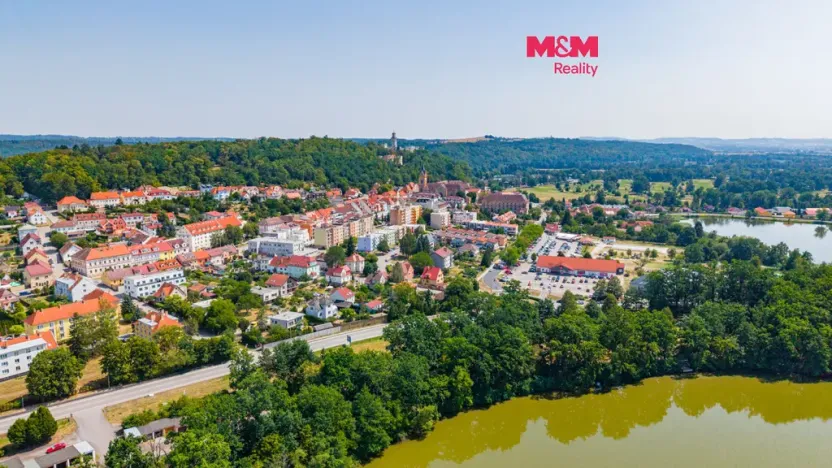 Prodej bytu 3+1, Hluboká nad Vltavou, Nerudova, 66 m2