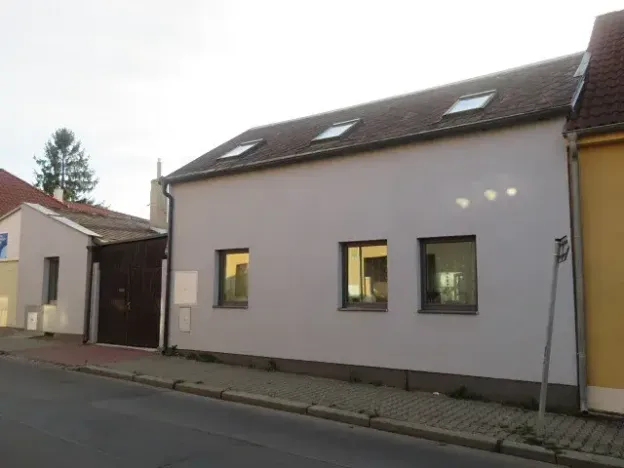 Dražba rodinného domu, Praha - Dolní Chabry, Kobyliská, 90 m2
