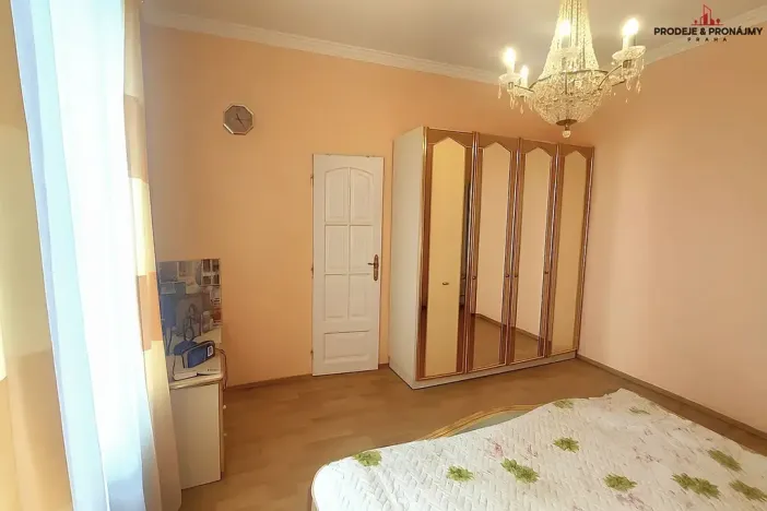 Prodej vily, Praha - Suchdol, 243 m2