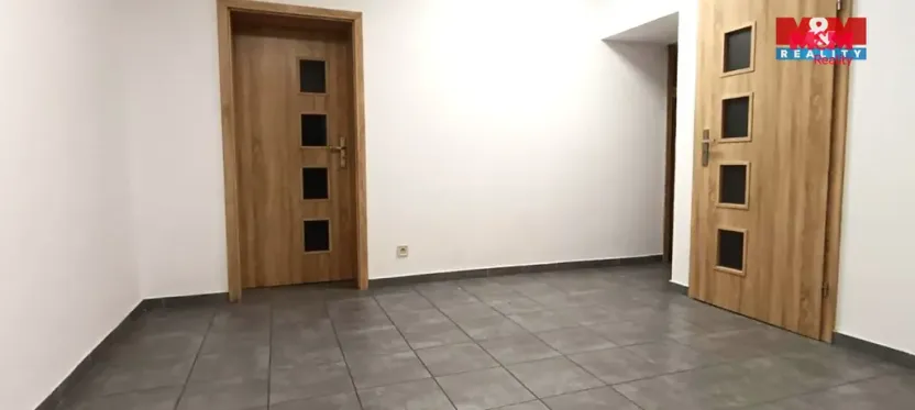 Pronájem kanceláře, Karviná - Fryštát, Lešetínská, 18 m2
