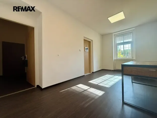 Pronájem kanceláře, Plzeň, Radobyčická, 73 m2