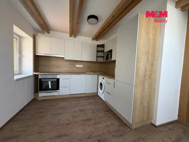 Pronájem bytu 3+kk, Náchod, Poděbradova, 79 m2