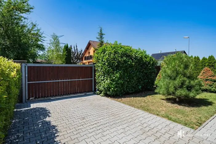 Prodej rodinného domu, Měšice, Na Blatech, 153 m2