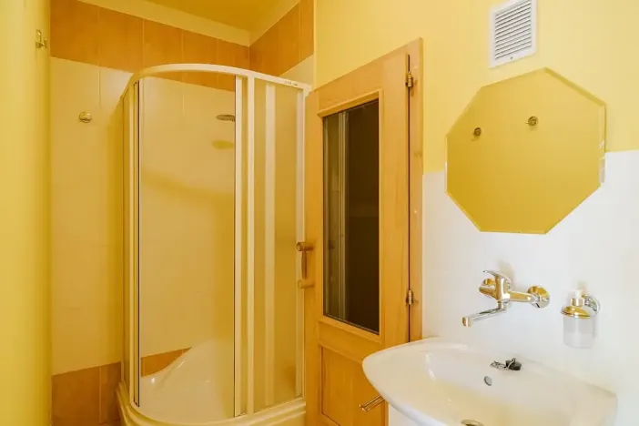 Prodej rodinného domu, Benátky, 241 m2