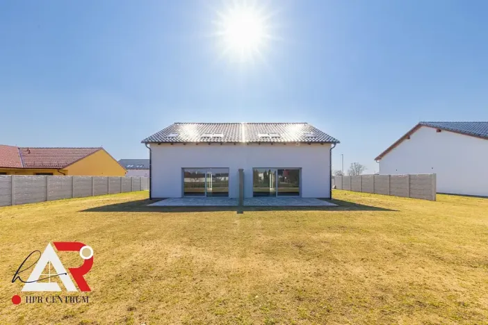 Prodej rodinného domu, Žabčice, 142 m2
