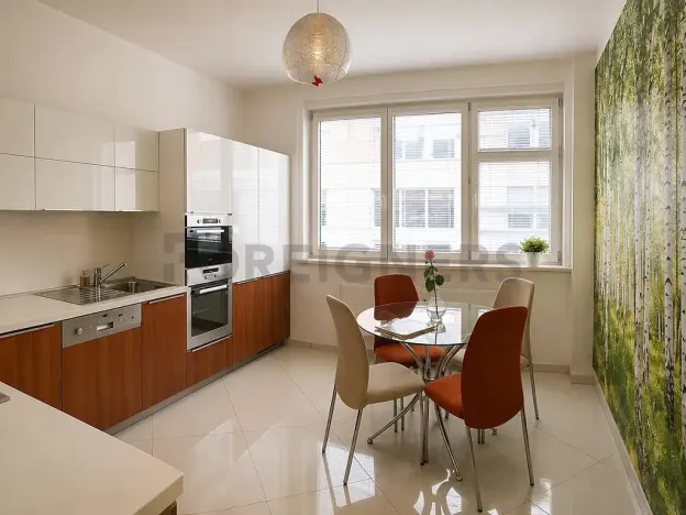 Pronájem bytu 2+1, Praha, Křižíkova, 80 m2