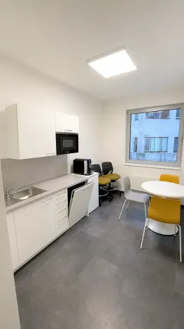 Pronájem kanceláře, Praha - Krč, Pacovská, 109 m2