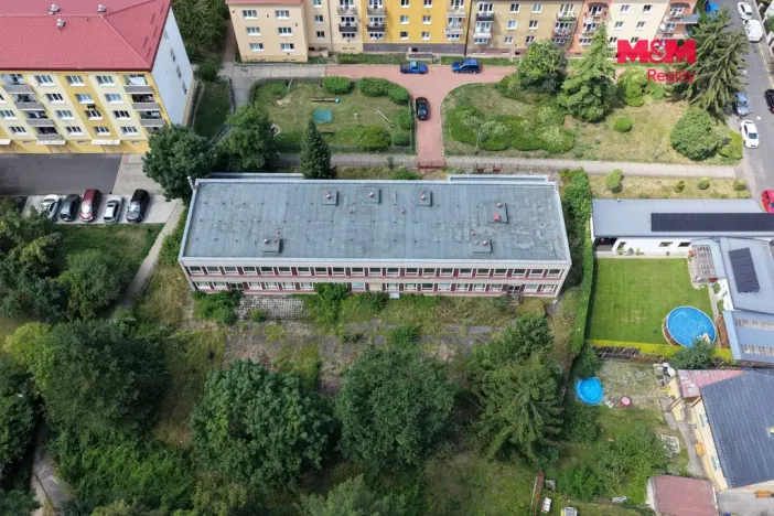 Prodej obchodního prostoru, Žatec, 900 m2