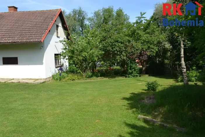 Prodej pozemku pro bydlení, Cholenice, 16365 m2