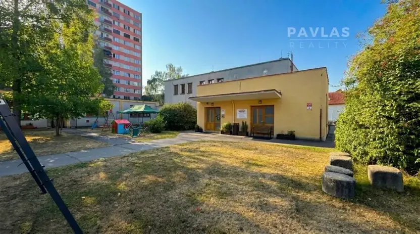 Pronájem ordinace, České Budějovice, Zachariášova, 1000 m2