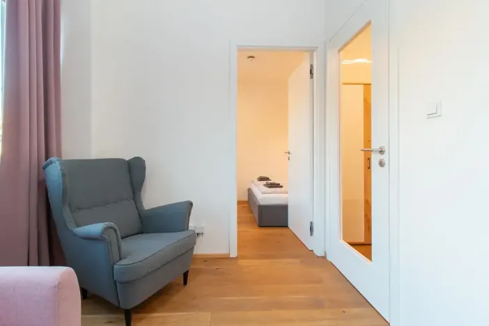 Pronájem bytu 2+kk, Praha - Vinohrady, Perucká, 40 m2