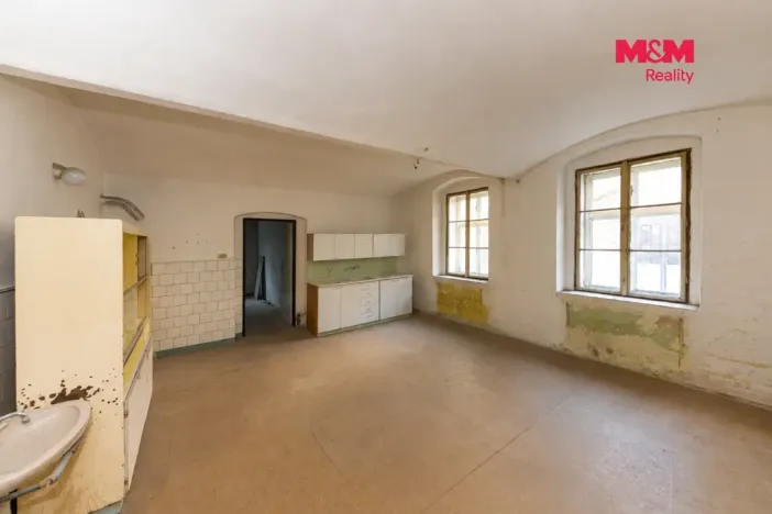 Prodej ubytování, Žleby, Ke Hrázi, 267 m2