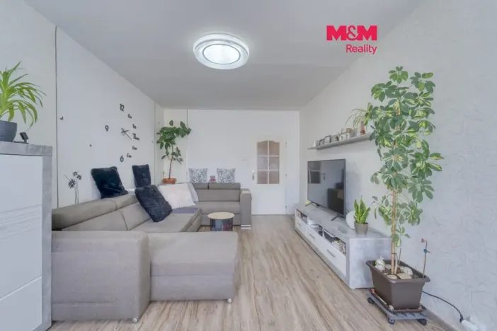 Prodej bytu 3+1, Praha - Prosek, Vysočanská, 69 m2