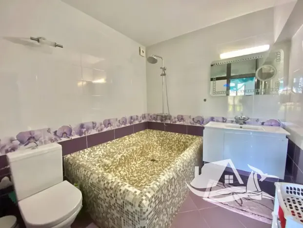 Prodej ubytování, Primorsko, Bulharsko, 290 m2