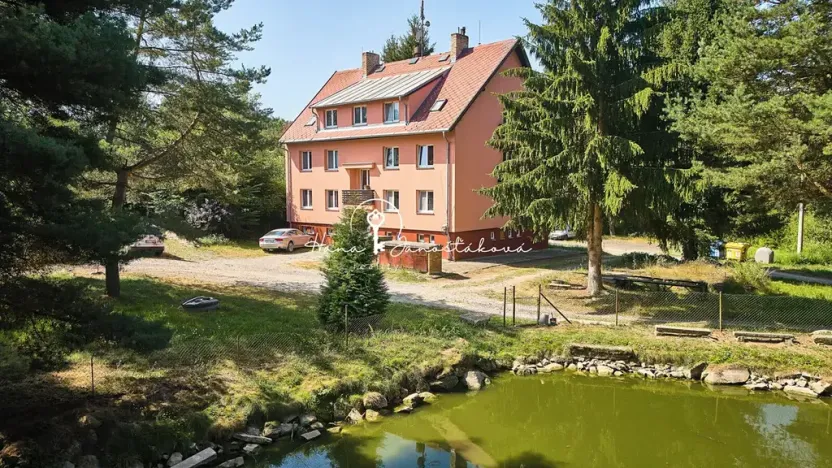 Prodej bytu 2+1, Trhové Sviny, 72 m2