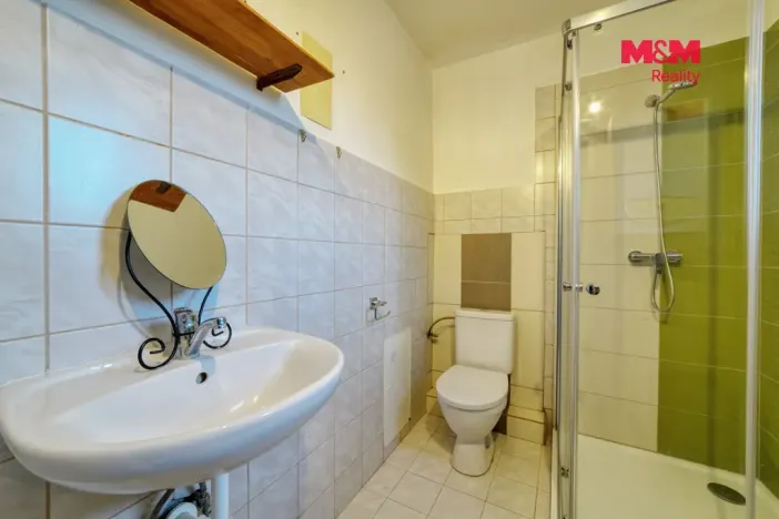 Pronájem bytu 1+kk, Cheb, Růžová, 27 m2