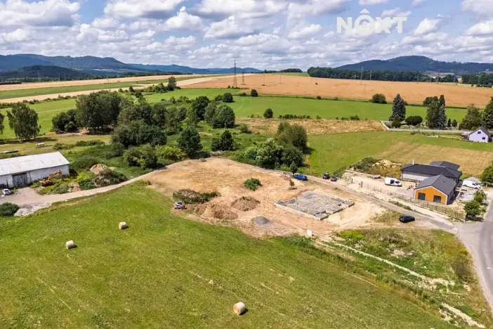 Prodej pozemku pro bydlení, Lípa, 1302 m2