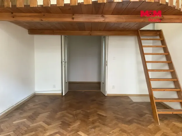 Pronájem bytu 2+kk, Praha - Vinohrady, Vozová, 47 m2