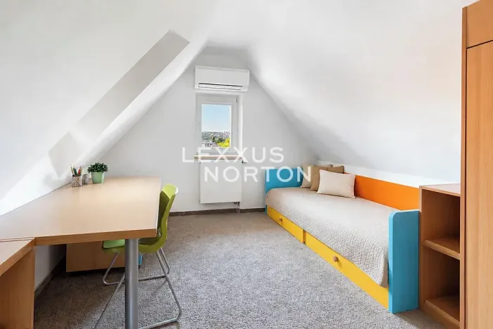 Pronájem bytu 5+kk, Praha - Podolí, Nad spádem, 192 m2